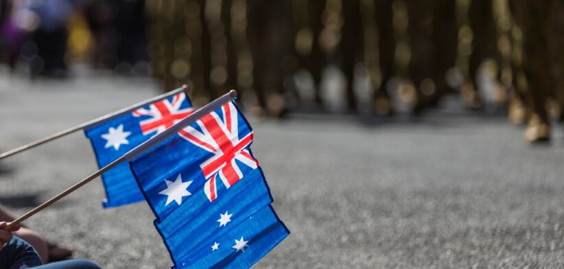 Australian flags at Anzac Day march. | Newsreel
