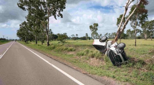 Car crash on rural road. | Newsreel