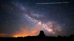 Eta Aquariid meteor captured in Wyoming in 2013. | Newsreel