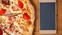 Pizza and mobile phone