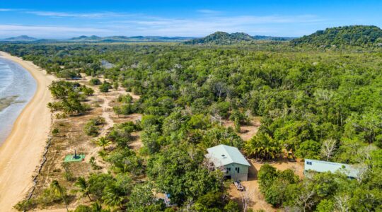 Aerial view of Utingu on Cape York peninsula in Far North Queensland. | Newsreel