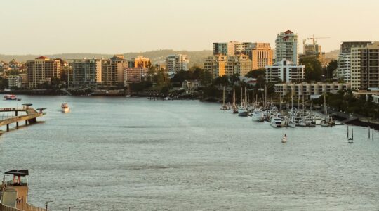 Brisbane Riverwalk. | Newsreel