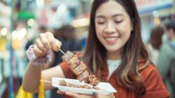 Woman eating Wagu beef in Japan. | Newsreel