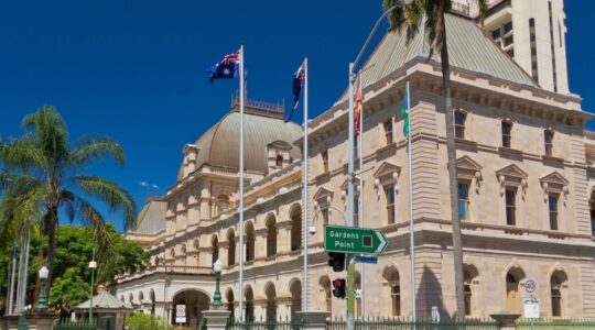 Queensland Parliament building. | Newsreel