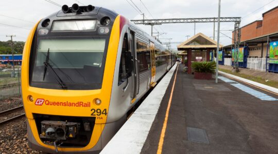 Brisbane train. | Newsreel