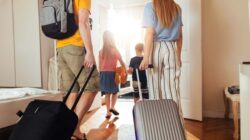 Family going on holiday. | Newsreel