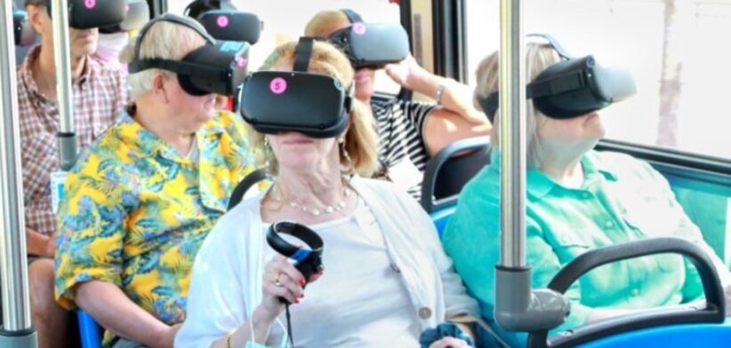 Virtual reality bus tour. | Newsreel