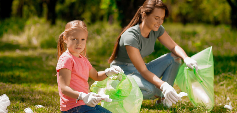 A new technique allows plastic bags to be vaporised and recycled - Newsreel