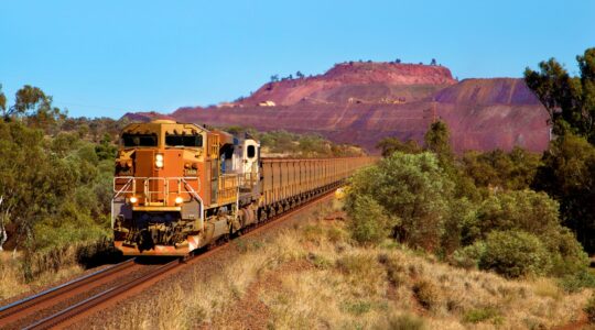 Iron ore train. | Newsreel