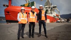 Australian Antarctic staff Rhonda Bartley, Anthea-Fisher and Tom de Leon. | Newsreel