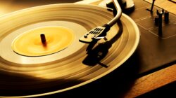 Vinyl record. | Newsreel