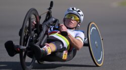 Para cyclist. | Newsreel