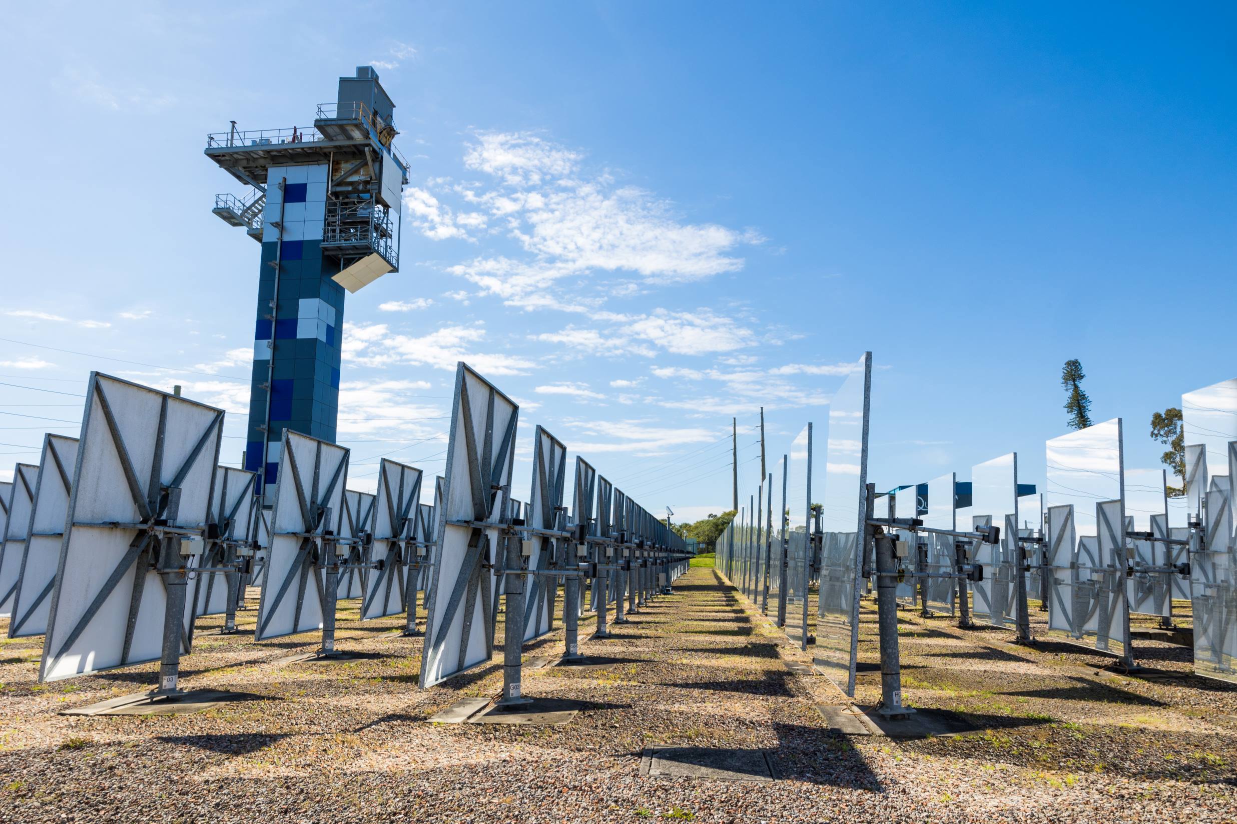 High-temp solar thermal tech for heavy industry – Newsreel