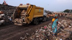 Garbage dump India. | Newsreel