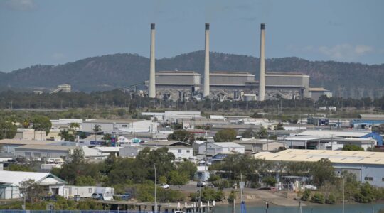 Power station, Gladstone, Queensland. | Newsreel