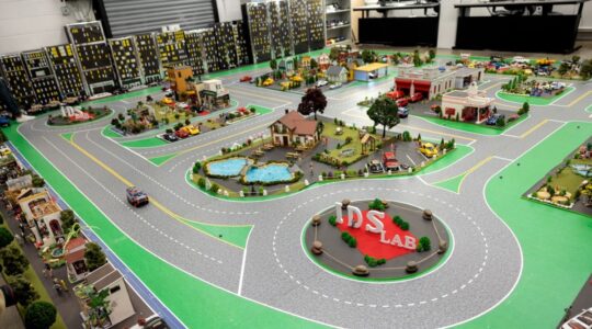 Mini city maps safer automated transport future