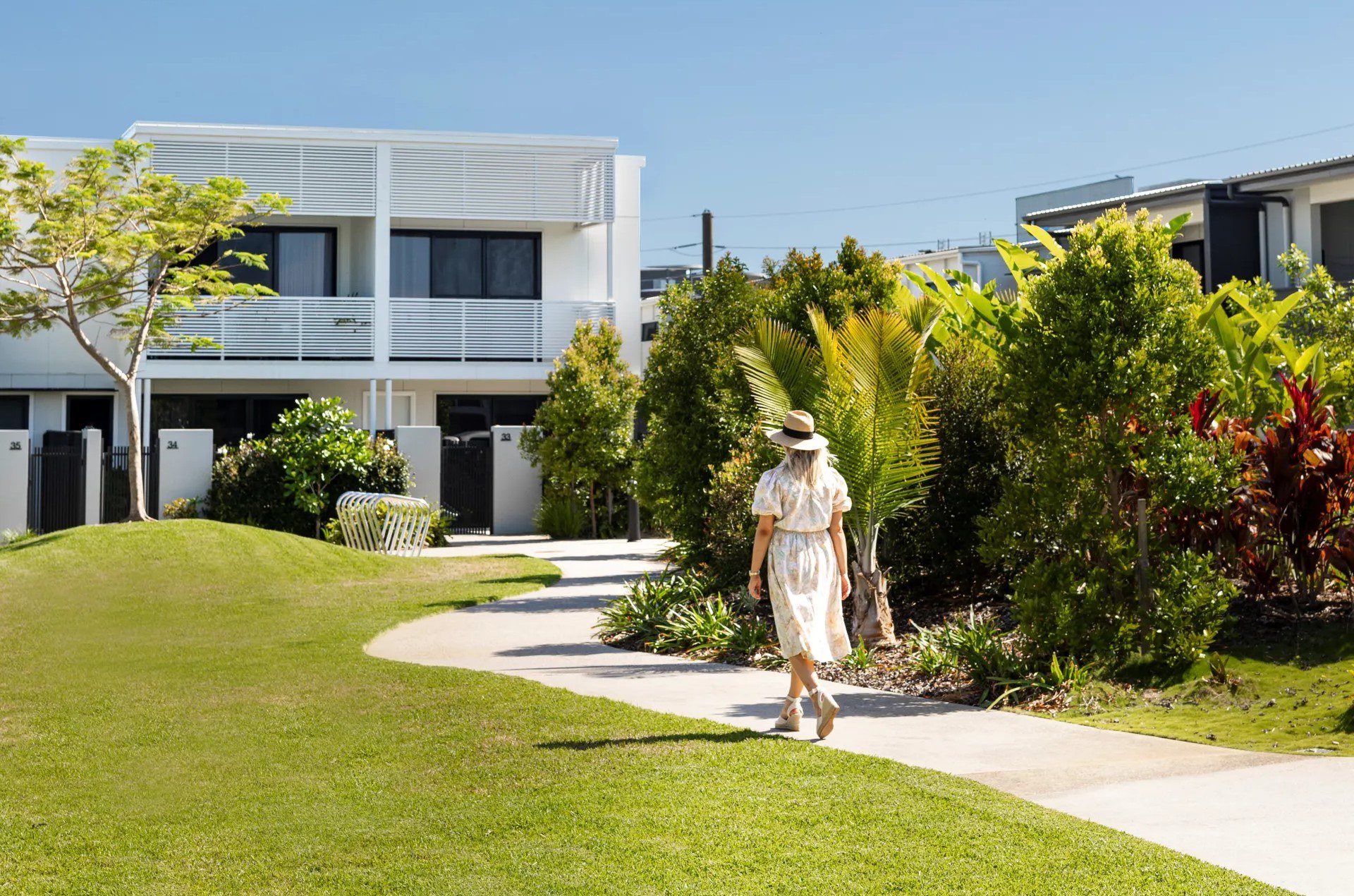 Image showcasing Guide drives coastal vibe in apartment design – Newsreel