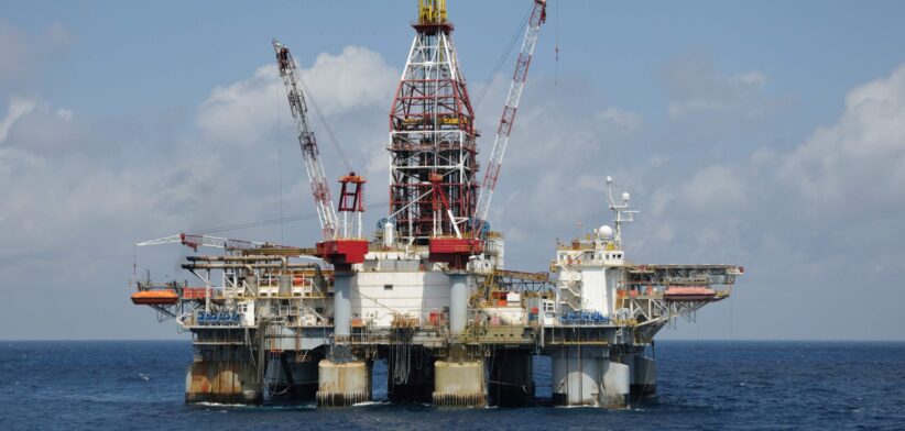 Offshore rig. | Newsreel