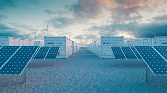 Battery storage costs drop 20 percent in a year