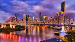 Brisbane Story Bridge and Howard Smith Wharves. | Newsreel