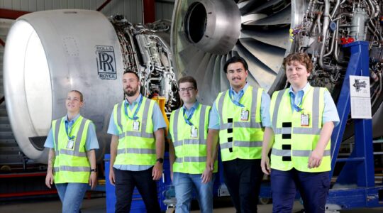 Qantas apprentice aircraft engineers. | Newsreel