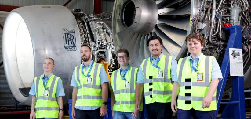 Qantas apprentice aircraft engineers. | Newsreel