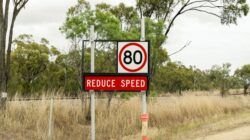 Speed sign Australia. | Newsreel