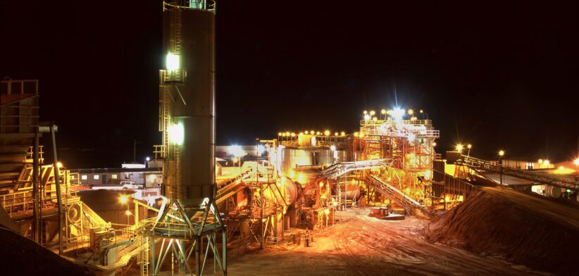 Mineral processing plant, gold, Northern Territory, Australia. | Newsreel