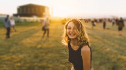 Young woman at music festival. | Newsreel