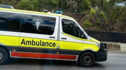 Queensland ambulance. | Newsreel