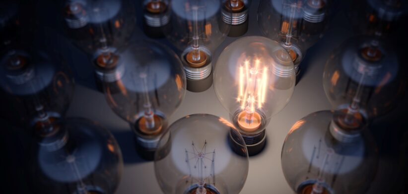 Light bulbs. | Newsreel