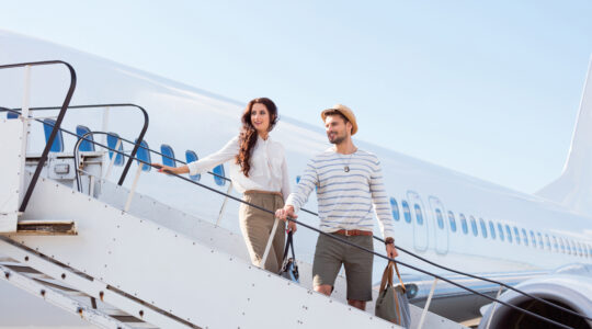 Many regional air routes have become unprofitable - Newsreel