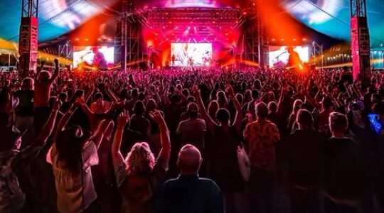 Byron Bay Bluesfest. | Newsreel