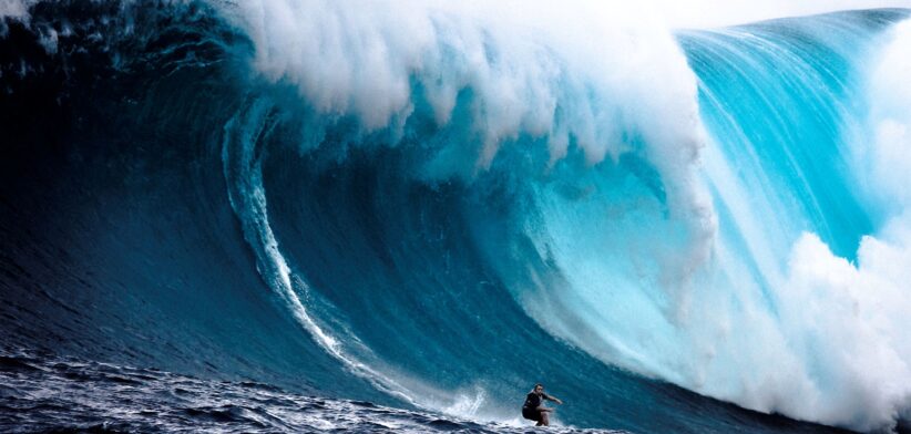 Mark Visser surfing Jaws. | Newsreel