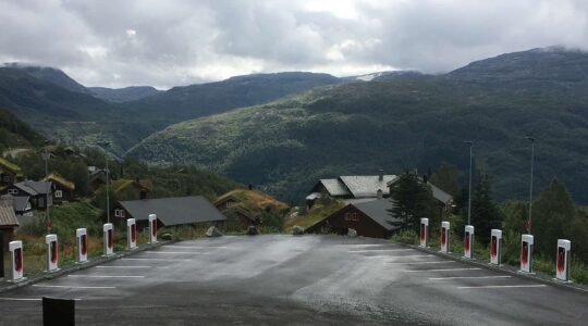 EV charging stations in Norway. | Newsreel