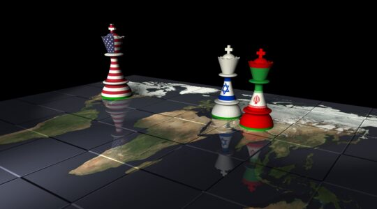 Chess pieces depicting the US, Israel and Iran. | Newsreel