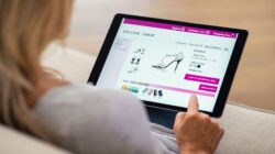 Online sales. | Newsreel