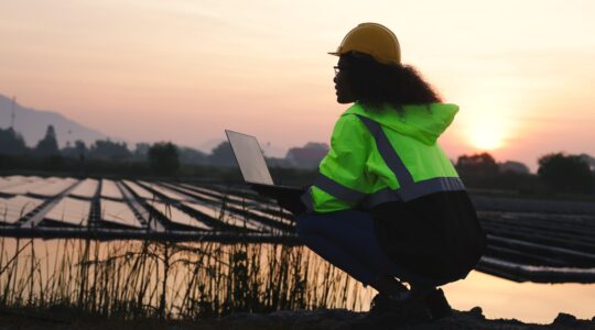 Aussie cotton growers investigate floating solar farms