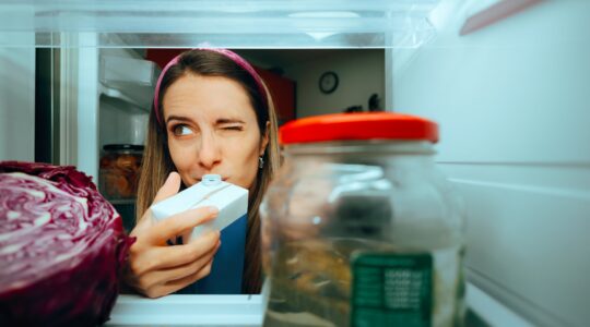 Confusing food labels cost families $2500 a year
