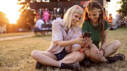 Young people in park. | Newsreel