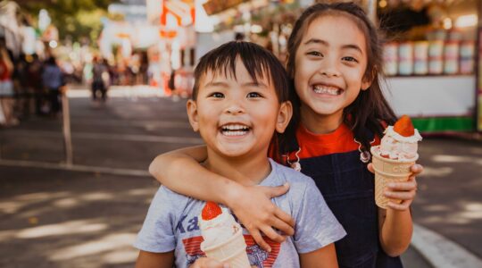 Skip the Ekka queue for Strawberry Sundays