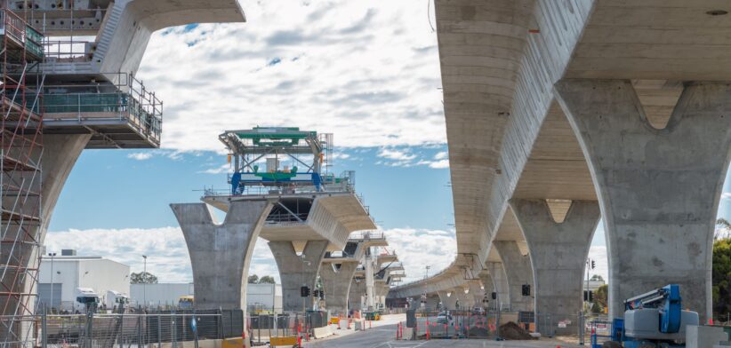 Road under construction. | Newsreel