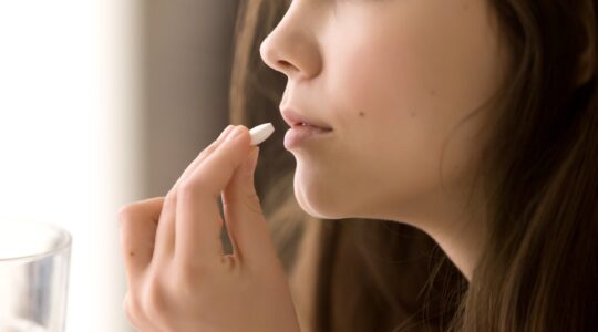 Common painkillers fuel antibiotic resistance risk