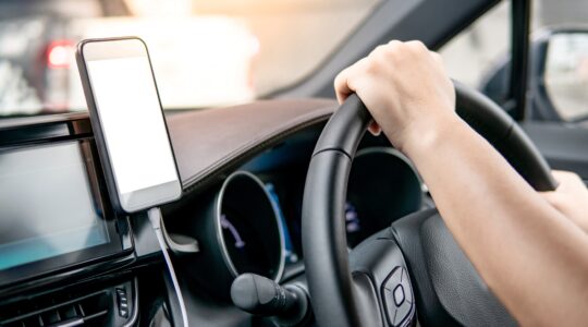 Smart way to crowdsource real-time road conditions