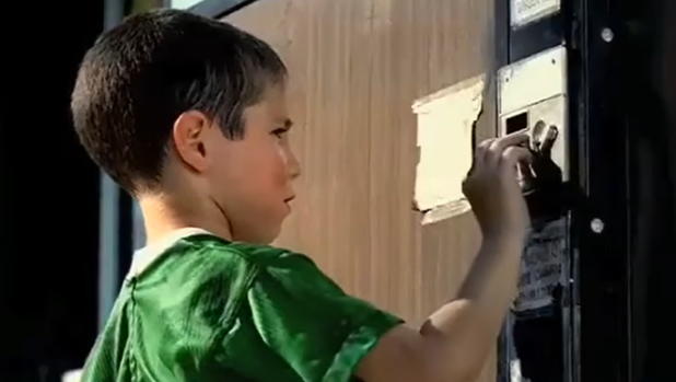 The famous 2001 Coke verses Pepsi ad - Newsreel