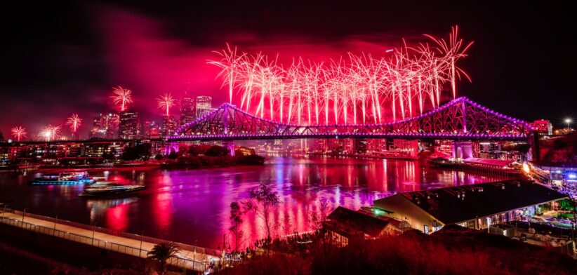 Fireworks Brisbane. | Newsreel