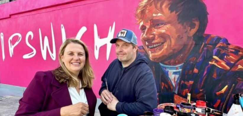 Ipswich Mayor Teresa Harding and Artist Duncan Mattocks.