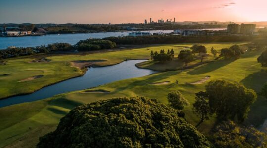 Royal Queensland Golf Club to tee off on eastern expansion