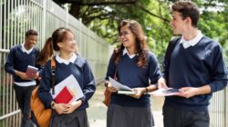Happy students. | Newsreel