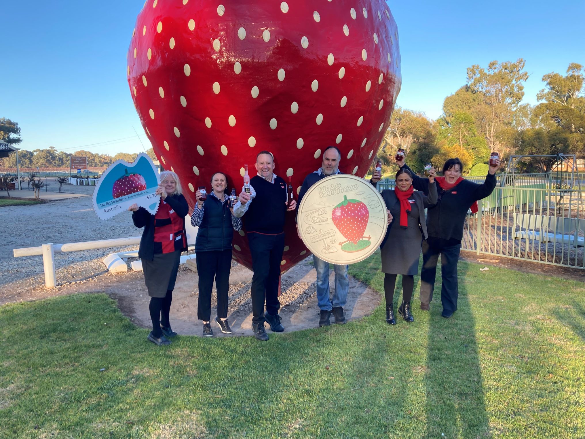The Big Strawberry, Victoria, Australia. | Newsreel
